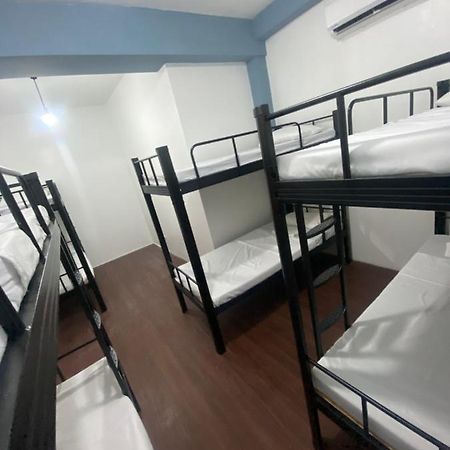 Lime Lite Manila Hostel 마카티 외부 사진