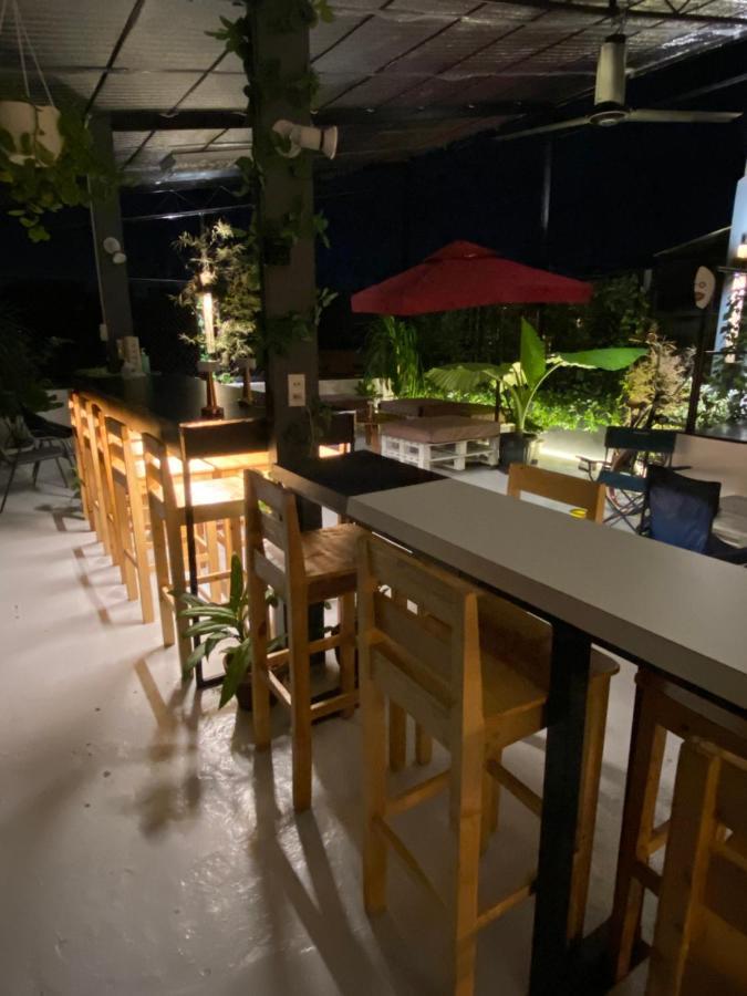 Lime Lite Manila Hostel 마카티 외부 사진