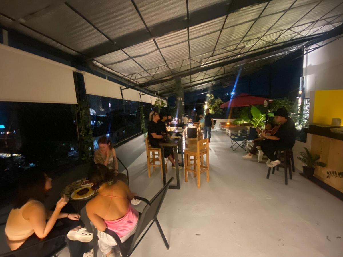 Lime Lite Manila Hostel 마카티 외부 사진